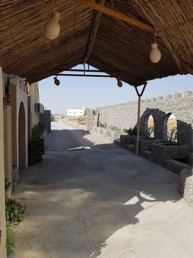Green Guest Resort - Alnuzul Alkhdhra Resort النزل الخضراء Bilād Manaḩ Exterior foto